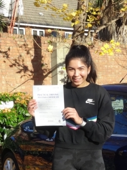 Richard’s sense of humour and unique teaching style made me enjoy my driving lessons<br />
from the get go and from that point on I always looked forward to them. His meticulous<br />
attention to detail made the test feel like a breeze and he doesn’t make you feel<br />
uncomfortable about asking questions, silly or not, he would answer with precision. Richard<br />
is so easy to get on with and very polite, sho